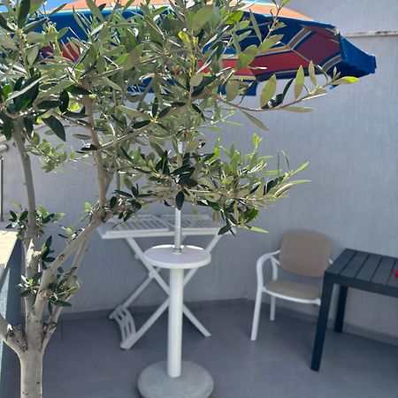 Apartament Kris In Durres Plazh Экстерьер фото